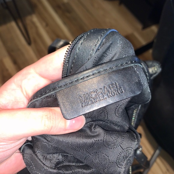 Michael Kors Handbag - Picture 2 of 3